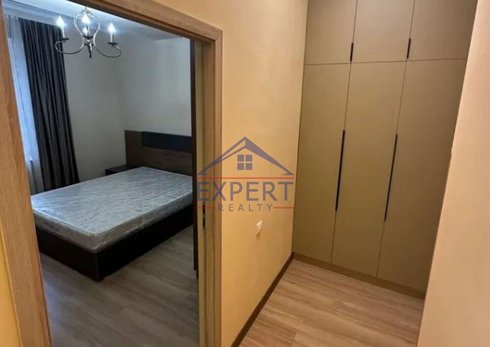 Կենտրոն/Արգիշտի/2 սենյականոց բնակարան նորակառույց շենքում, 56 ք․մ․