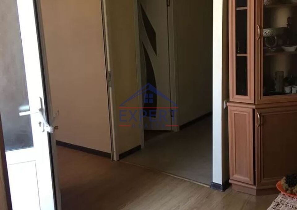 ԱՐԱԲԿԻՐ, ԿՈՄԻՏԱՍԻ ՊՈՂՈՏԱ, 2 ՍԵՆՅԱԿ