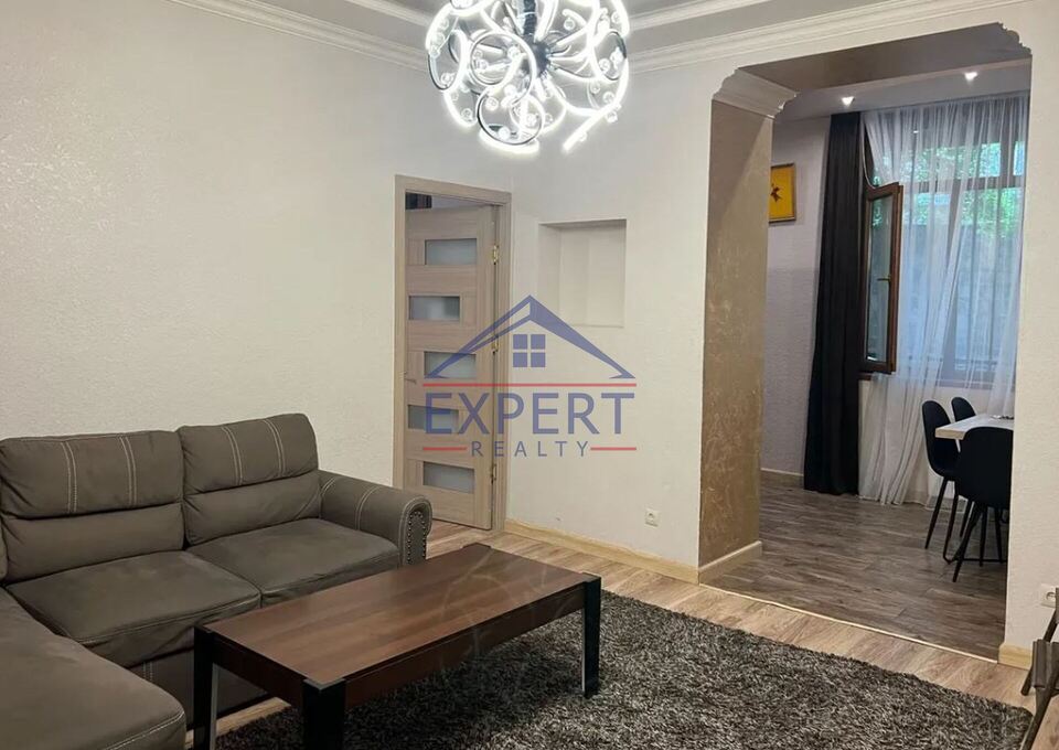 ԱՐԱԲԿԻՐ, ԿՈՄԻՏԱՍԻ ՊՈՂՈՏԱ, 2 ՍԵՆՅԱԿ