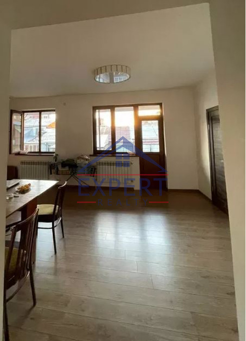 ԱՐԱԲԿԻՐ, ՎՐԱՑԱԿԱՆ ՓՈՂՈՑ, 5 ՍԵՆՅԱԿ