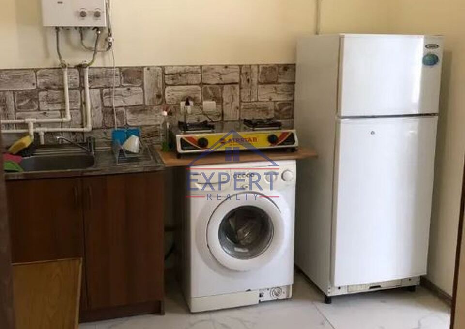 ԱՐԱԲԿԻՐ, ԿՈՄԻՏԱՍԻ ՊՈՂՈՏԱ, 2 ՍԵՆՅԱԿ