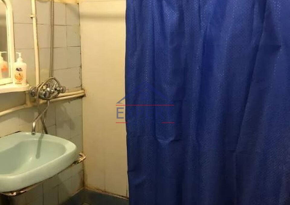 ԱՐԱԲԿԻՐ, ԿՈՄԻՏԱՍԻ ՊՈՂՈՏԱ, 2 ՍԵՆՅԱԿ