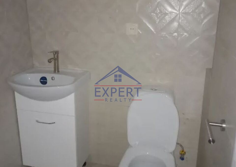 ԱՐԱԲԿԻՐ, ԹԲԻԼԻՍՅԱՆ ԽՃՈՒՂԻ, 3 ՍԵՆՅԱԿ