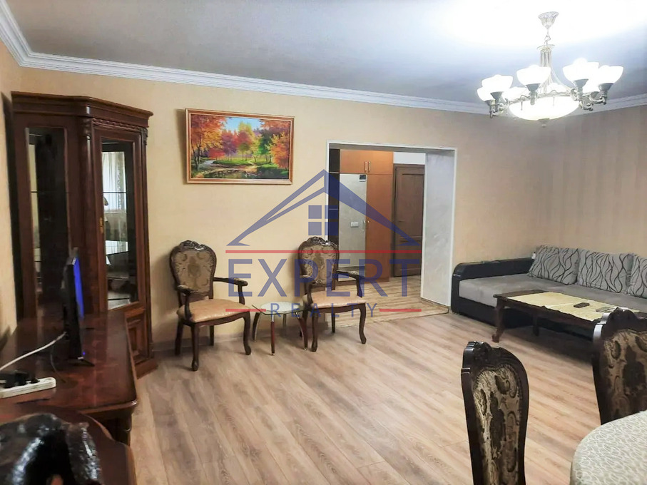 ԱՐԱԲԿԻՐ, ԱՐԱՄ ԽԱՉԱՏՐՅԱՆ ՓՈՂՈՑ, 3 ՍԵՆՅԱԿ