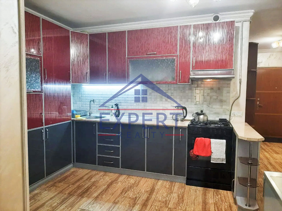 ԱՐԱԲԿԻՐ, ԱՐԱՄ ԽԱՉԱՏՐՅԱՆ ՓՈՂՈՑ, 3 ՍԵՆՅԱԿ