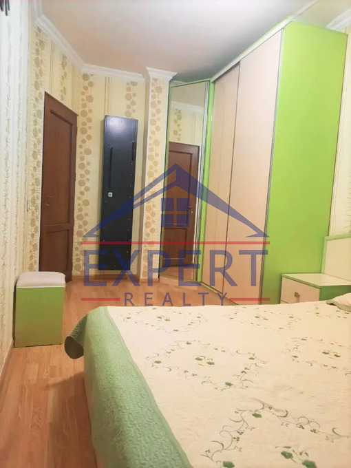 ԱՐԱԲԿԻՐ, ԱՐԱՄ ԽԱՉԱՏՐՅԱՆ ՓՈՂՈՑ, 3 ՍԵՆՅԱԿ