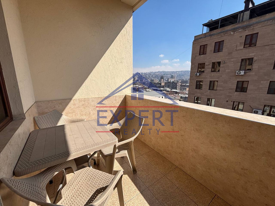 ԿԵՆՏՐՈՆ, ԱՐԱՄԻ ՓՈՂՈՑ, 3 ՍԵՆՅԱԿ