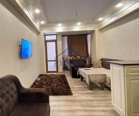 ԱՐԱԲԿԻՐ, ԱԴՈՆՑԻ ՓՈՂՈՑ, 3 ՍԵՆՅԱԿ