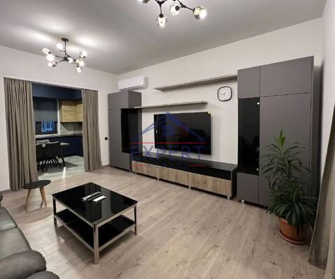 ԿԵՆՏՐՈՆ, ՄԱՇՏՈՑԻ ՊՈՂՈՏԱ, 4 ՍԵՆՅԱԿ