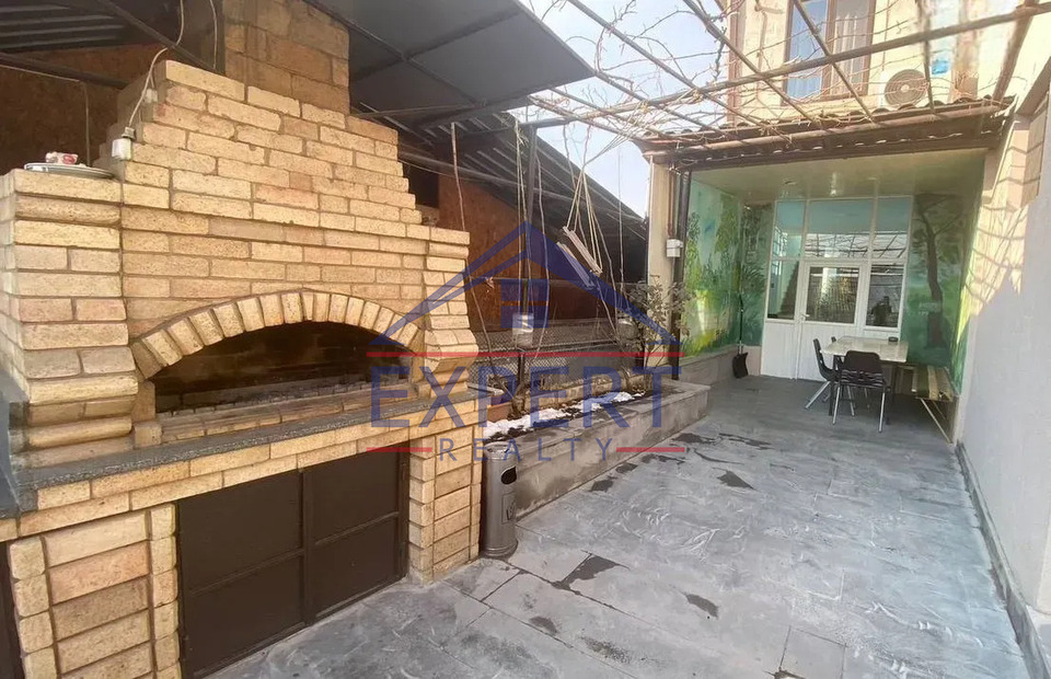 ԱՋԱՓՆՅԱԿ, ՎՇՏՈՒՆՈՒ ՓՈՂՈՑ, 3 ՀԱՐԿԱՆԻ ԱՌԱՆՁՆԱՏՈՒՆ