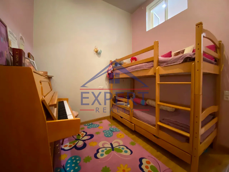 ԱՋԱՓՆՅԱԿ, ՎՇՏՈՒՆՈՒ ՓՈՂՈՑ, 3 ՀԱՐԿԱՆԻ ԱՌԱՆՁՆԱՏՈՒՆ