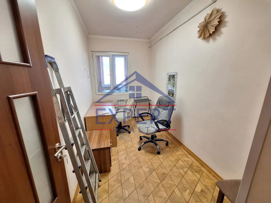ԱՋԱՓՆՅԱԿ, ԱՐԶՈՒՄԱՆՅԱՆ ՓՈՂՈՑ, 3 ՍԵՆՅԱԿ