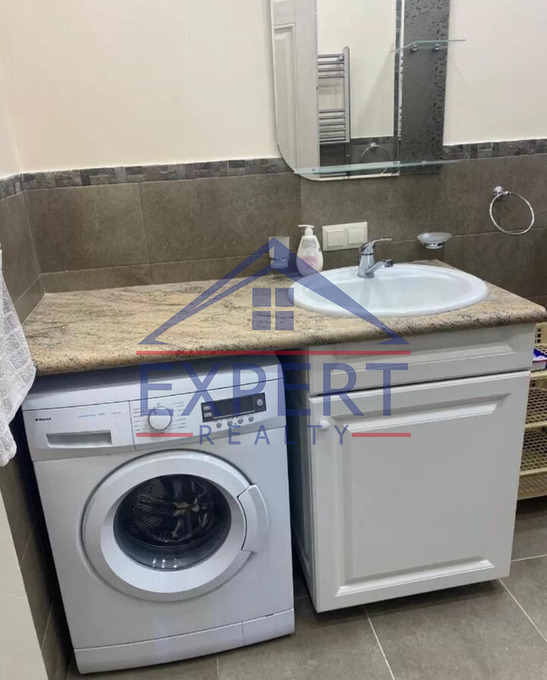 ԿԵՆՏՐՈՆ, ՎԵՐԻՆ ԱՆՏԱՌԱՅԻՆ ՓՈՂՈՑ, 3 ՍԵՆՅԱԿ