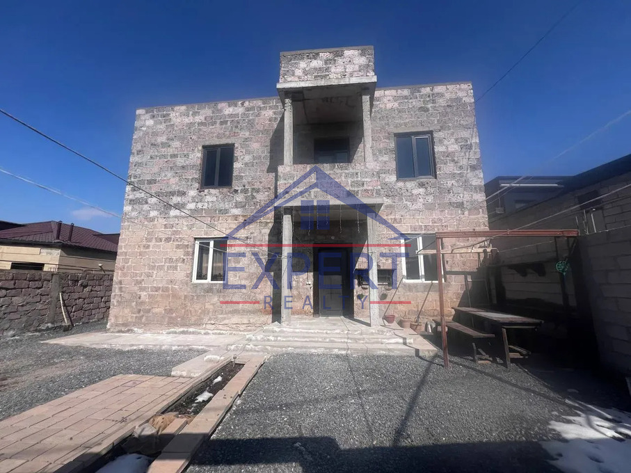ԱՋԱՓՆՅԱԿ, ՍԻԼԻԿՅԱՆ ԹԱՂԱՄԱՍ, 2 ՀԱՐԿԱՆԻ ԱՌԱՆՁՆԱՏՈՒՆ