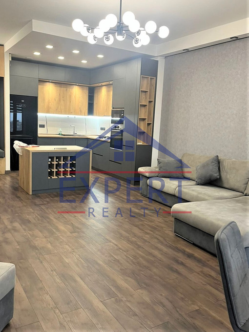ԱՐԱԲԿԻՐ, ԿՈՄԻՏԱՍԻ ՊՈՂՈՏԱ, 2 ՍԵՆՅԱԿ