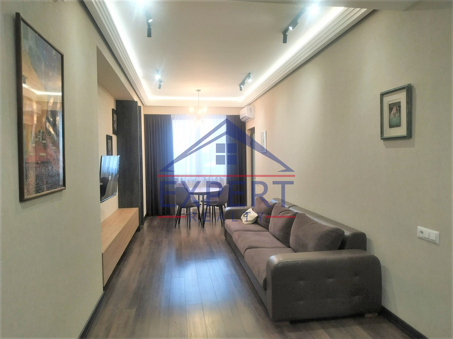 ԱՐԱԲԿԻՐ, ԿՈՄԻՏԱՍԻ ՊՈՂՈՏԱ , 2 ՍԵՆՅԱԿ