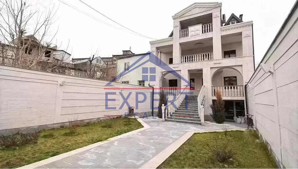 ՔԱՆԱՔԵՌ ԶԵՅԹՈՒՆ, ԱՐՄԵՆ ՏԻԳՐԱՆՅԱՆԻ ՓՈՂՈՑ, 4 ՀԱՐԿԱՆԻ ԱՌԱՆՁՆԱՏՈՒՆ