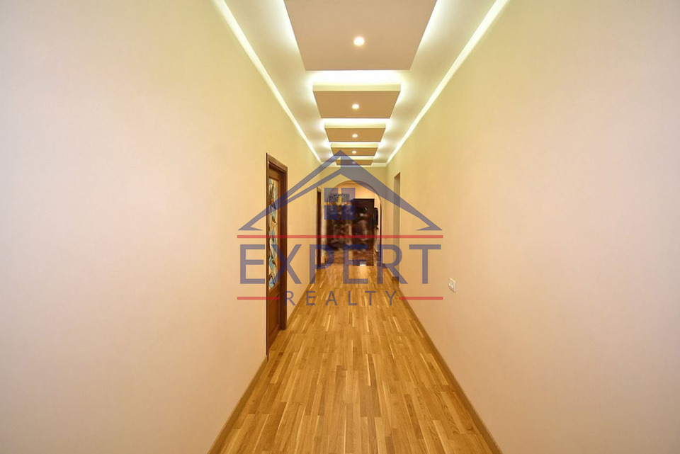 ՔԱՆԱՔԵՌ ԶԵՅԹՈՒՆ, ԱՐՄԵՆ ՏԻԳՐԱՆՅԱՆԻ ՓՈՂՈՑ, 4 ՀԱՐԿԱՆԻ ԱՌԱՆՁՆԱՏՈՒՆ