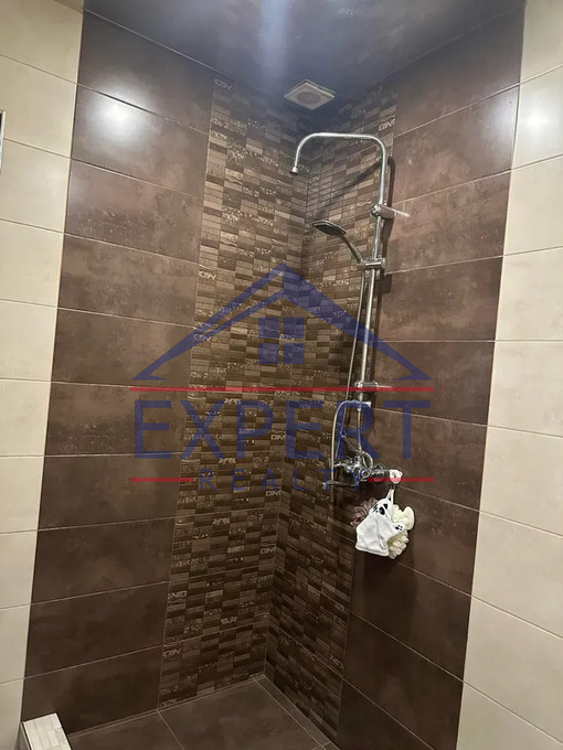 ՔԱՆԱՔԵՌ ԶԵՅԹՈՒՆ, ՖԱՆԱՐՋՅԱՆ ՓՈՂՈՑ, 3 ՍԵՆՅԱԿ