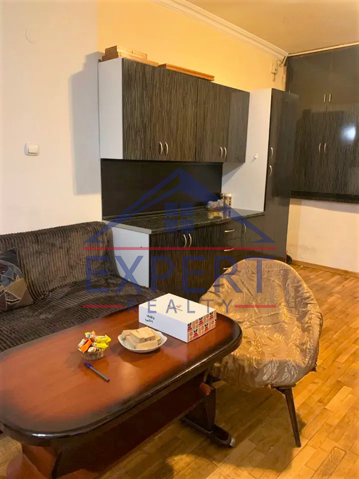 ԱՐԱԲԿԻՐ, ՎԻԿՏՈՐ ՀԱՄԲԱՐՁՈՒՄՅԱՆ, 3 ՍԵՆՅԱԿ