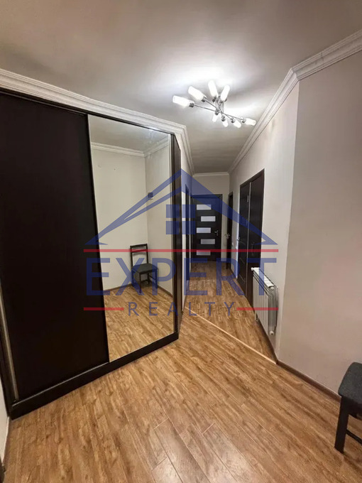ԱՋԱՓՆՅԱԿ, ՆՈՐԱՇԵՆ ԹԱՂԱՄԱՍ, 3 ՍԵՆՅԱԿ