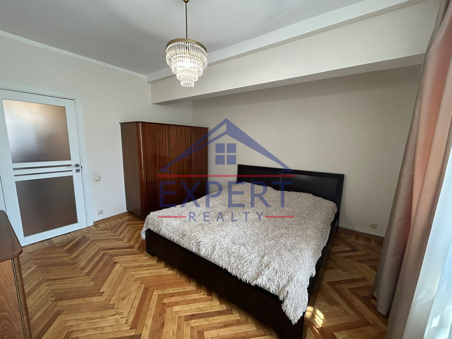 ԿԵՆՏՐՈՆ,ՊՈՒՇԿԻՆԻ ՓՈՂՈՑ 3 ՍԵՆՅԱԿ