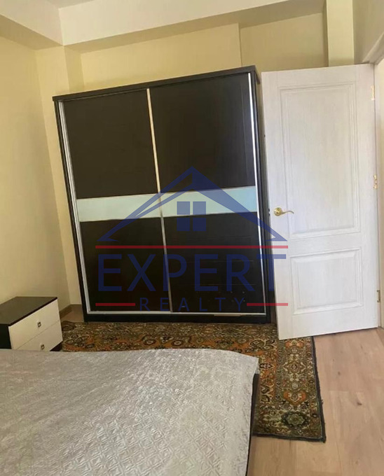 ԿԵՆՏՐՈՆ, ՎԵՐԻՆ ԱՆՏԱՌԱՅԻՆ ՓՈՂՈՑ, 3 ՍԵՆՅԱԿ