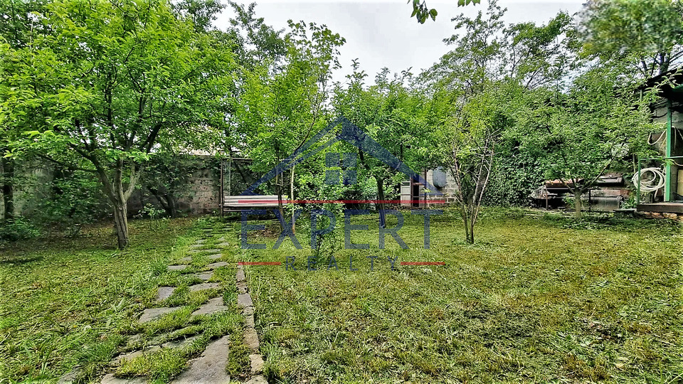 ՆՈՐ- ՆՈՐՔ, ԲԱԳՐԵՎԱՆԴԻ ՓՈՂՈՑ, 3 ՀԱՐԿԱՆԻ ԱՌԱՆՁՆԱՏՈՒՆ