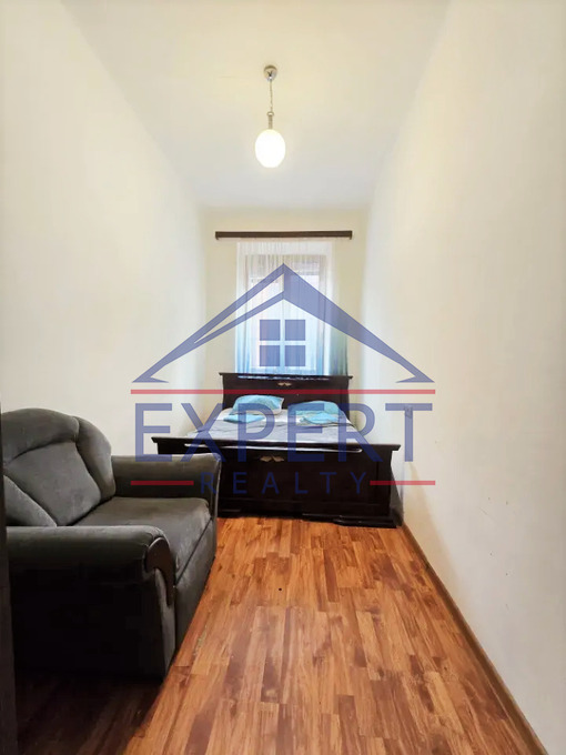 ԿԵՆՏՐՈՆ, ԻՍՐԱՅԵԼՅԱՆ ՓՈՂՈՑ, 4 ՍԵՆՅԱԿ