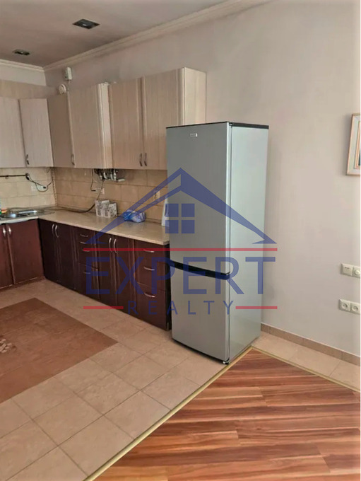 ՔԱՆԱՔԵՌ-ԶԵՅԹՈՒՆ, ԶԱՔԱՐԻԱ ՔԱՆԱՔԵՌՑՈՒ ՓՈՂՈՑ, 5 ՍԵՆՅԱԿ