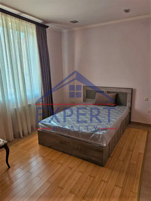 ՔԱՆԱՔԵՌ-ԶԵՅԹՈՒՆ, ԶԱՔԱՐԻԱ ՔԱՆԱՔԵՌՑՈՒ ՓՈՂՈՑ, 5 ՍԵՆՅԱԿ