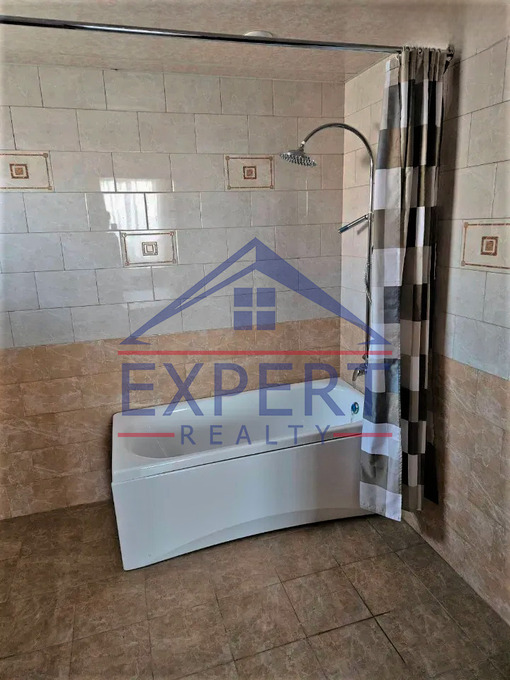 ՔԱՆԱՔԵՌ-ԶԵՅԹՈՒՆ, ԶԱՔԱՐԻԱ ՔԱՆԱՔԵՌՑՈՒ ՓՈՂՈՑ, 5 ՍԵՆՅԱԿ
