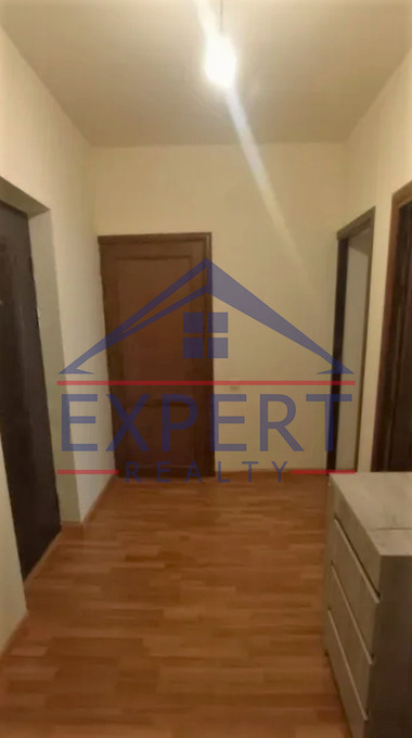 ՔԱՆԱՔԵՌ-ԶԵՅԹՈՒՆ, ՔԱՆԱՔԵՌԻ ՓՈՂՈՑ, 1 ՍԵՆՅԱԿ