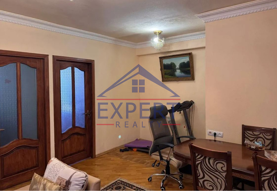 ՔԱՆԱՔԵՈ ԶԵՅԹՈՒՆ, ՌԱՅՆԻՍԻ ՓՈՂՈՑ,  3 ՍԵՆՅԱԿ