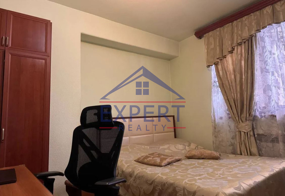 ՔԱՆԱՔԵՈ ԶԵՅԹՈՒՆ, ՌԱՅՆԻՍԻ ՓՈՂՈՑ,  3 ՍԵՆՅԱԿ