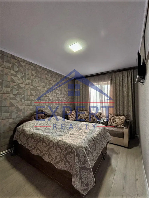 ՔԱՆԱՔԵՌ-ԶԵՅԹՈՒՆ, ՄԵԼԻՔ ՄԵԼԻՔՅԱՆ ՓՈՂՈՑ, 2 ՍԵՆՅԱԿ