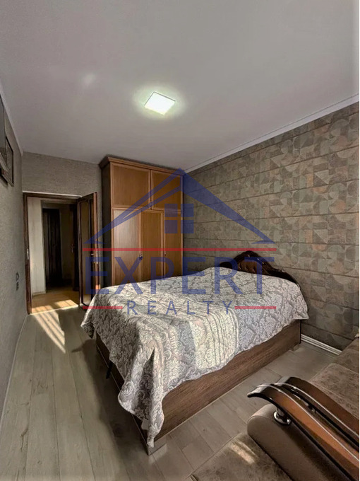ՔԱՆԱՔԵՌ-ԶԵՅԹՈՒՆ, ՄԵԼԻՔ ՄԵԼԻՔՅԱՆ ՓՈՂՈՑ, 2 ՍԵՆՅԱԿ