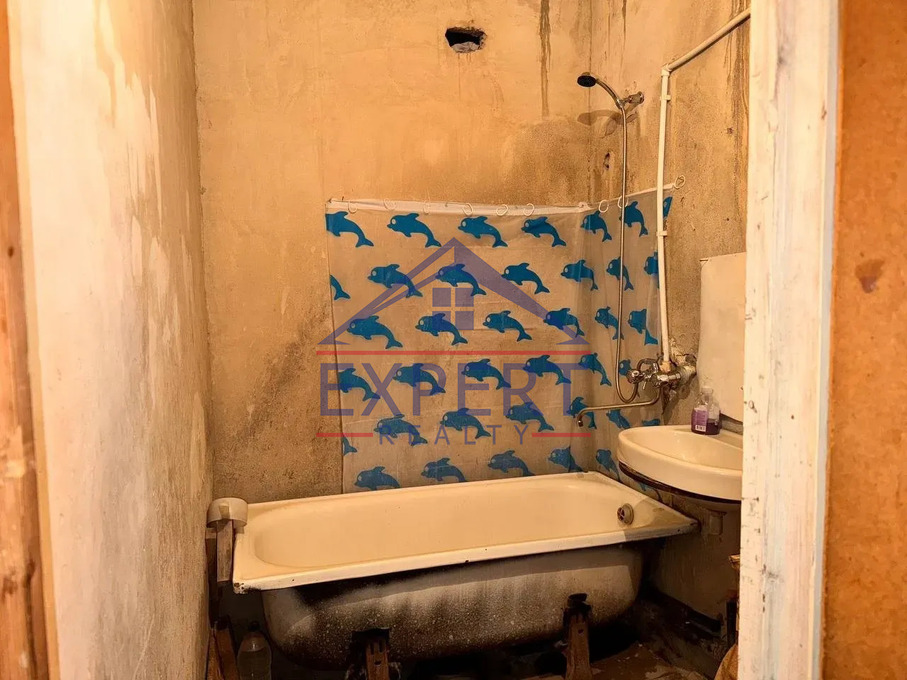 ԱՋԱՓՆՅԱԿ, ՆՈՐԱՇԵՆ ԹԱՂԱՄԱՍ, 3 ՍԵՆՅԱԿ