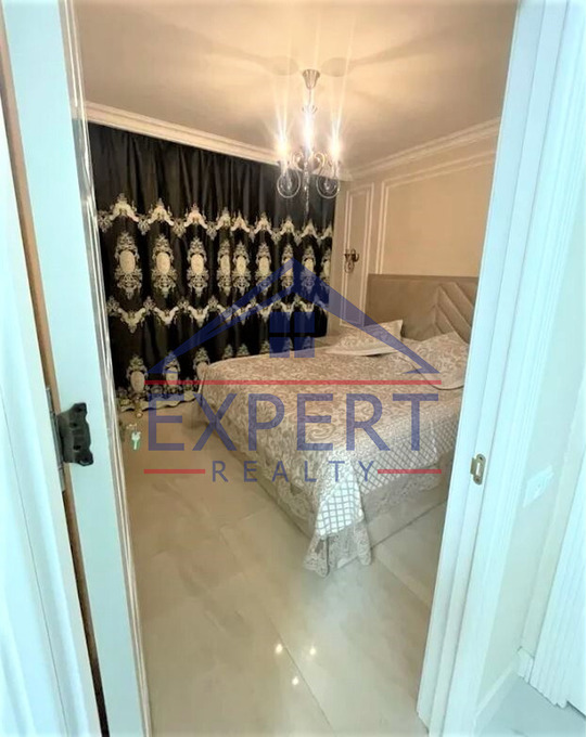 ԱՐԱԲԿԻՐ, ԿՈՄԻՏԱՍԻ ՊՈՂՈՏԱ, 3 ՍԵՆՅԱԿ