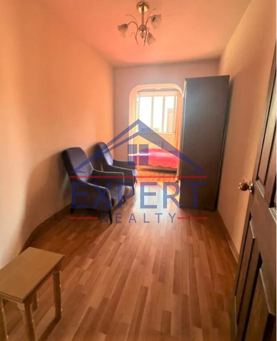 ԱՐԱԲԿԻՐ, ԿՈՄԻՏԱՍԻ ՊՈՂՈՏԱ, 2 ՍԵՆՅԱԿ