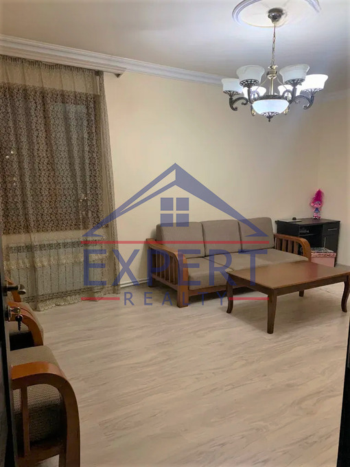 ՔԱՆԱՔԵՌ-ԶԵՅԹՈՒՆ, ԴՐՈՅԻ ՓՈՂՈՑ, 2 ՍԵՆՅԱԿ