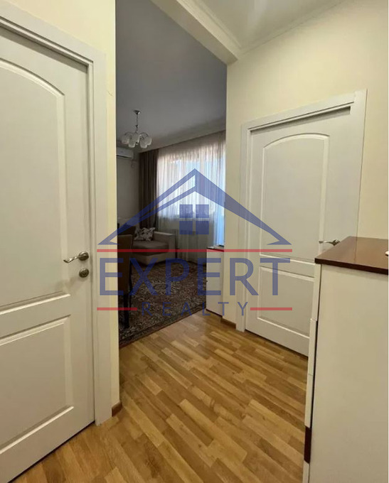 ՔԱՆԱՔԵՌ ԶԵՅԹՈՒՆ ՊԱՐՈՒՅՐ ՍԵՎԱԿ, 2 ՍԵՆՅԱԿ