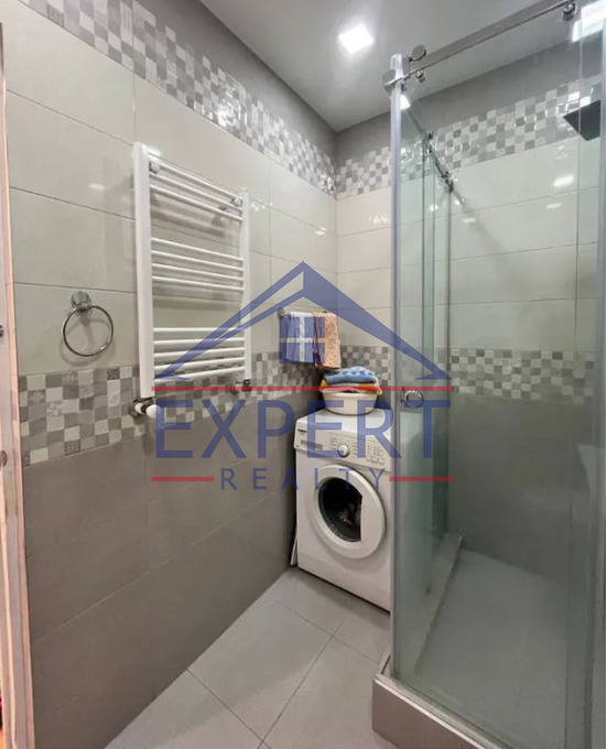 ՔԱՆԱՔԵՌ ԶԵՅԹՈՒՆ ՊԱՐՈՒՅՐ ՍԵՎԱԿ, 2 ՍԵՆՅԱԿ