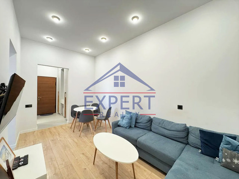 ԱՎԱՆ, ՄԱՐՇԱԼ ԲԱԲԱՋԱՆՅԱՆ ՓՈՂՈՑ, 3 ՍԵՆՅԱԿ