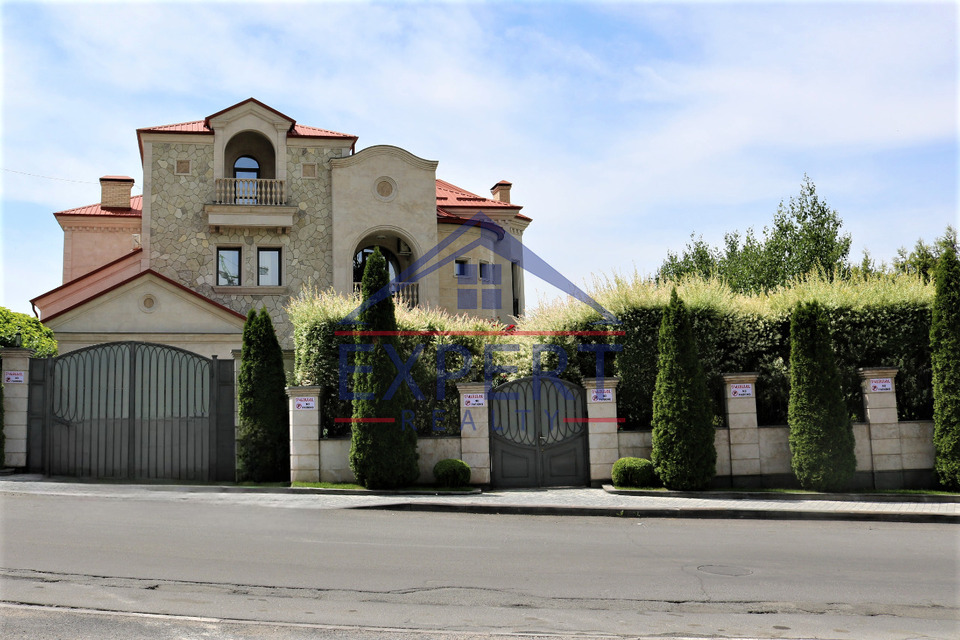 ՔԱՆԱՔԵՌ-ԶԵՅԹՈՒՆ, ԴԱՎԻԹ ԱՆՀԱՂԹ ՓՈՂՈՑ, 4 ՀԱՐԿ