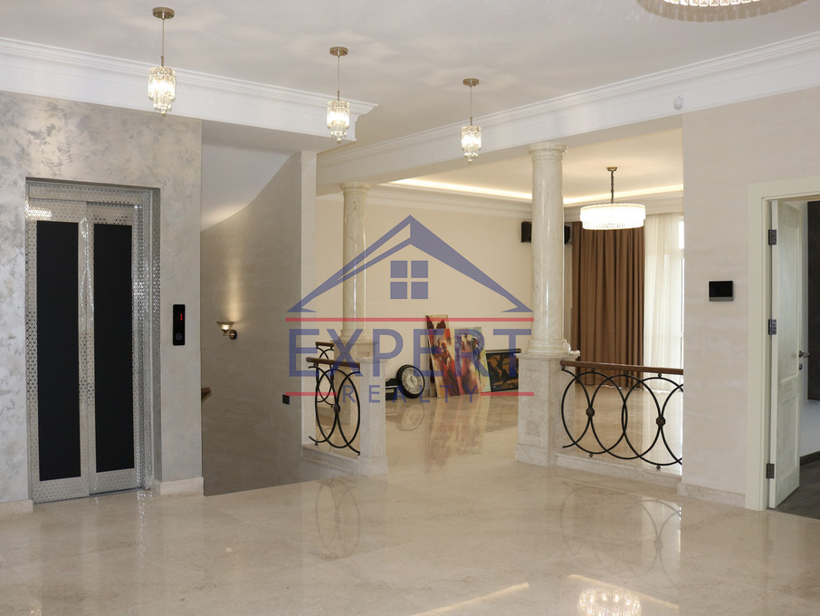 ՔԱՆԱՔԵՌ-ԶԵՅԹՈՒՆ, ԴԱՎԻԹ ԱՆՀԱՂԹ ՓՈՂՈՑ, 4 ՀԱՐԿ