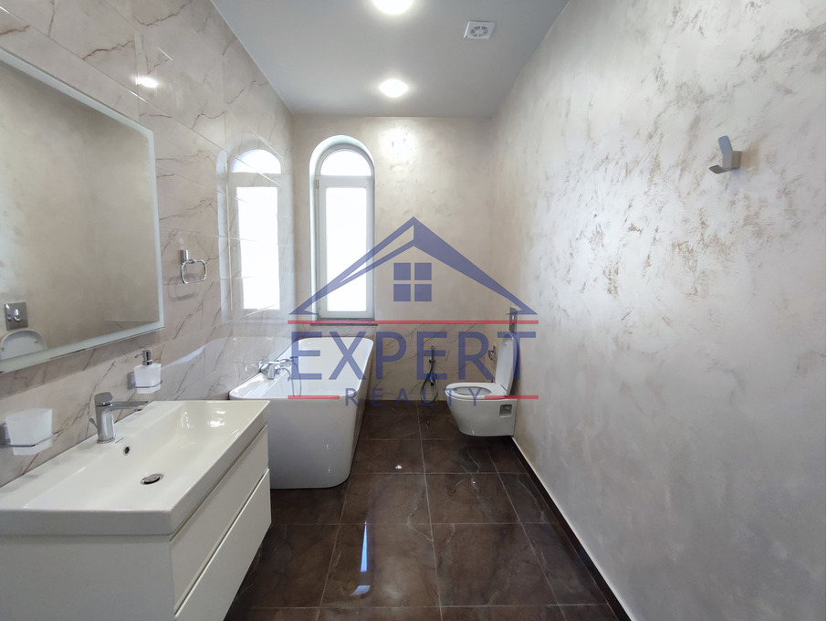 ՔԱՆԱՔԵՌ-ԶԵՅԹՈՒՆ, ԴԱՎԻԹ ԱՆՀԱՂԹ ՓՈՂՈՑ, 4 ՀԱՐԿ