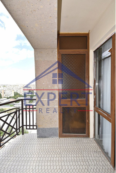 ԴԱՎԹԱՇԵՆ, ԱՆԱՍՏԱՍ ՄԻԿՈՅԱՆ ՓՈՂՈՑ, 4 ՍԵՆՅԱԿ