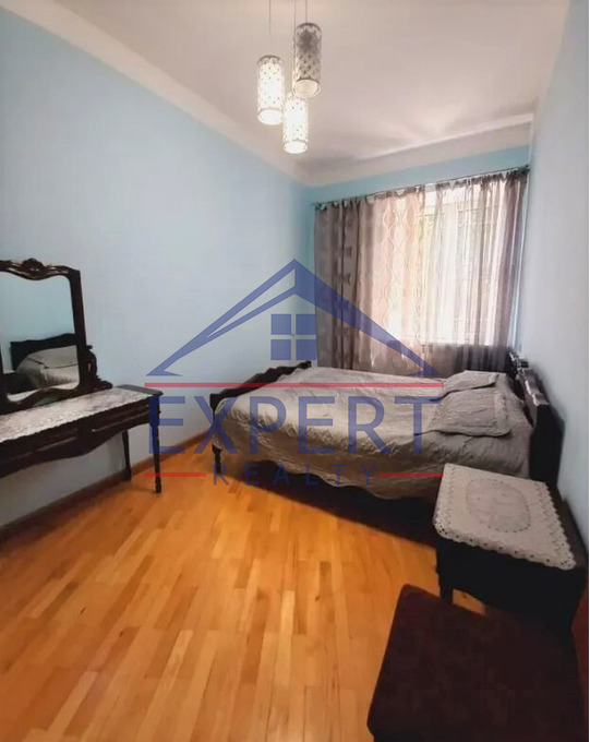 ԿԵՆՏՐՈՆ  ԲՐՈՒՍՈՎ  ՓՈՂՈՑ 4 ՍԵՆՅԱԿ