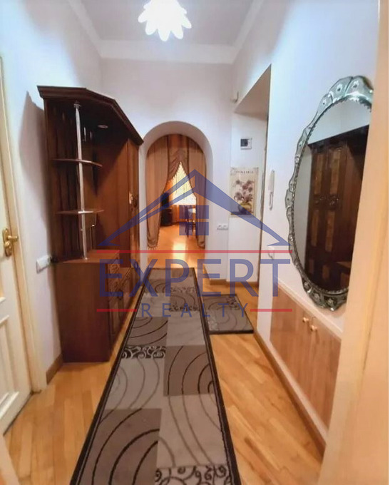 ԿԵՆՏՐՈՆ  ԲՐՈՒՍՈՎ  ՓՈՂՈՑ 4 ՍԵՆՅԱԿ